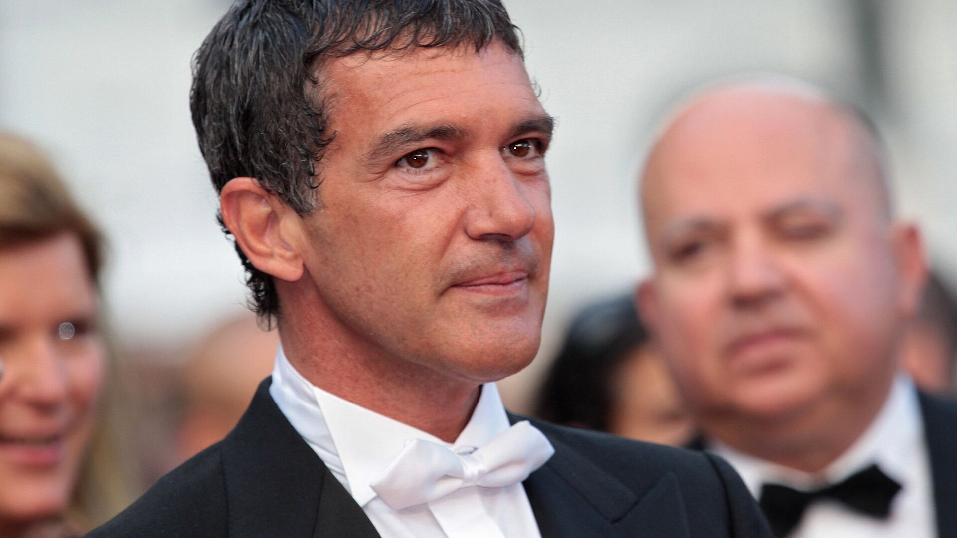 Почему Антонио Бандерас решил внезапно сбежать из Голливуда