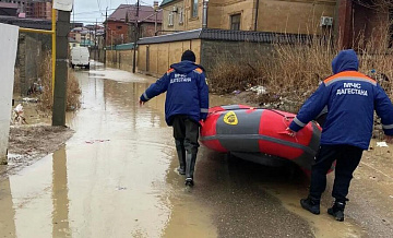 В Дербентском районе Дагестана проходит масштабная эвакуация