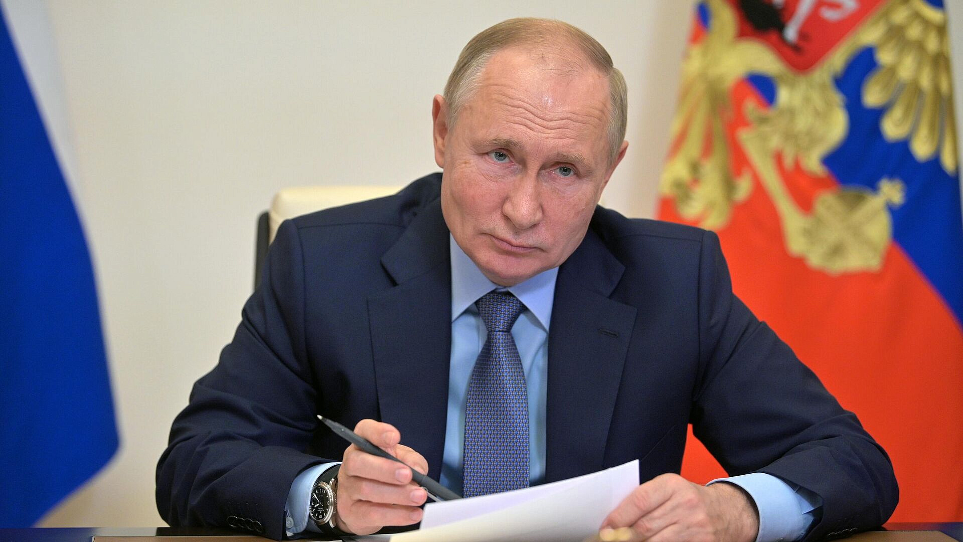 Путин предложил лидерам фракций Госдумы обсудить планы развития страны