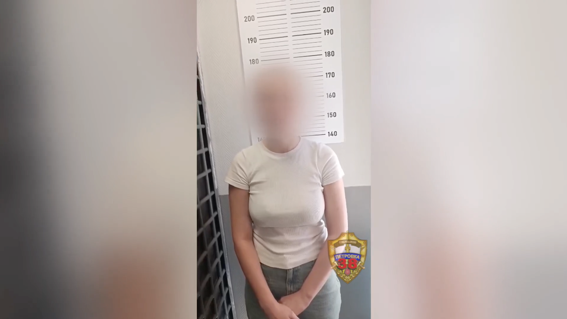 В Москве девушка распылила перцовый баллончик в метро, пострадал ребенок