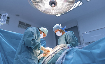 Врачи спасли жительницу Владивостока с гигантской миомой