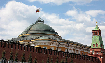 В Кремле рассказали о работе с КНР, Турцией и ОАЭ по платежам за нефть