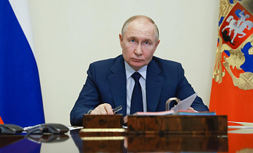 Путин назвал железнодорожный транспорт важной частью развития России