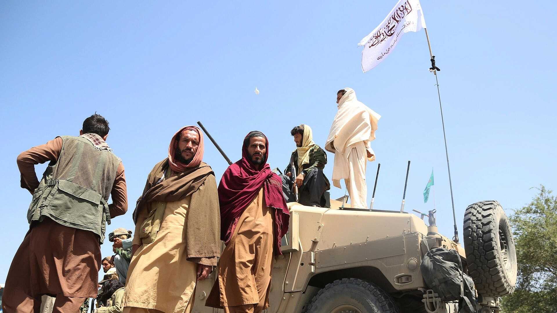 Афганские власти экстренно закрыли телеканал за поддержку Пакистана