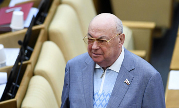 Медведев назвал Ресина профессионалом высокой пробы