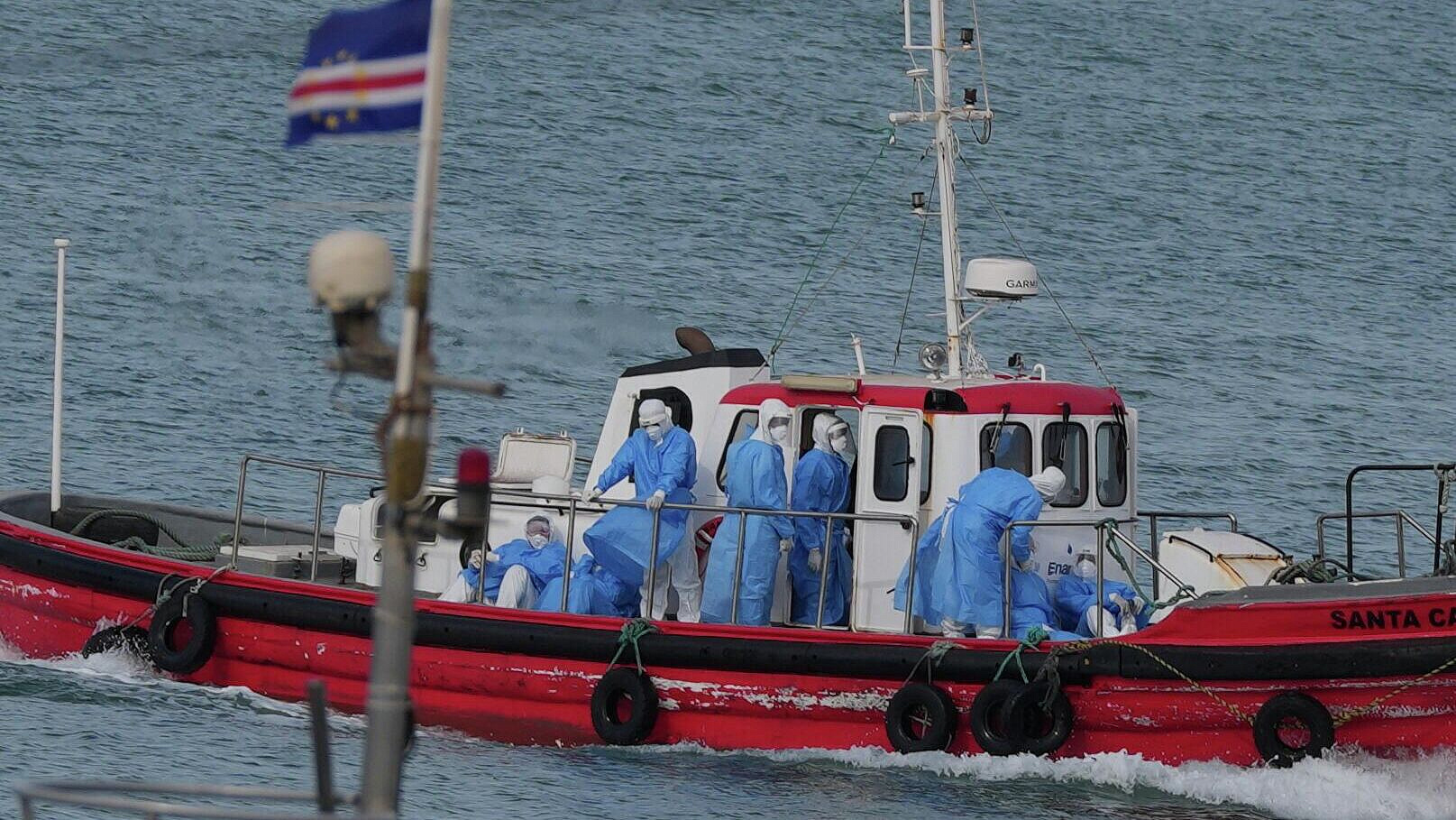 Двух пассажиров MV Hondius с хантавирусом доставили в Нидерланды