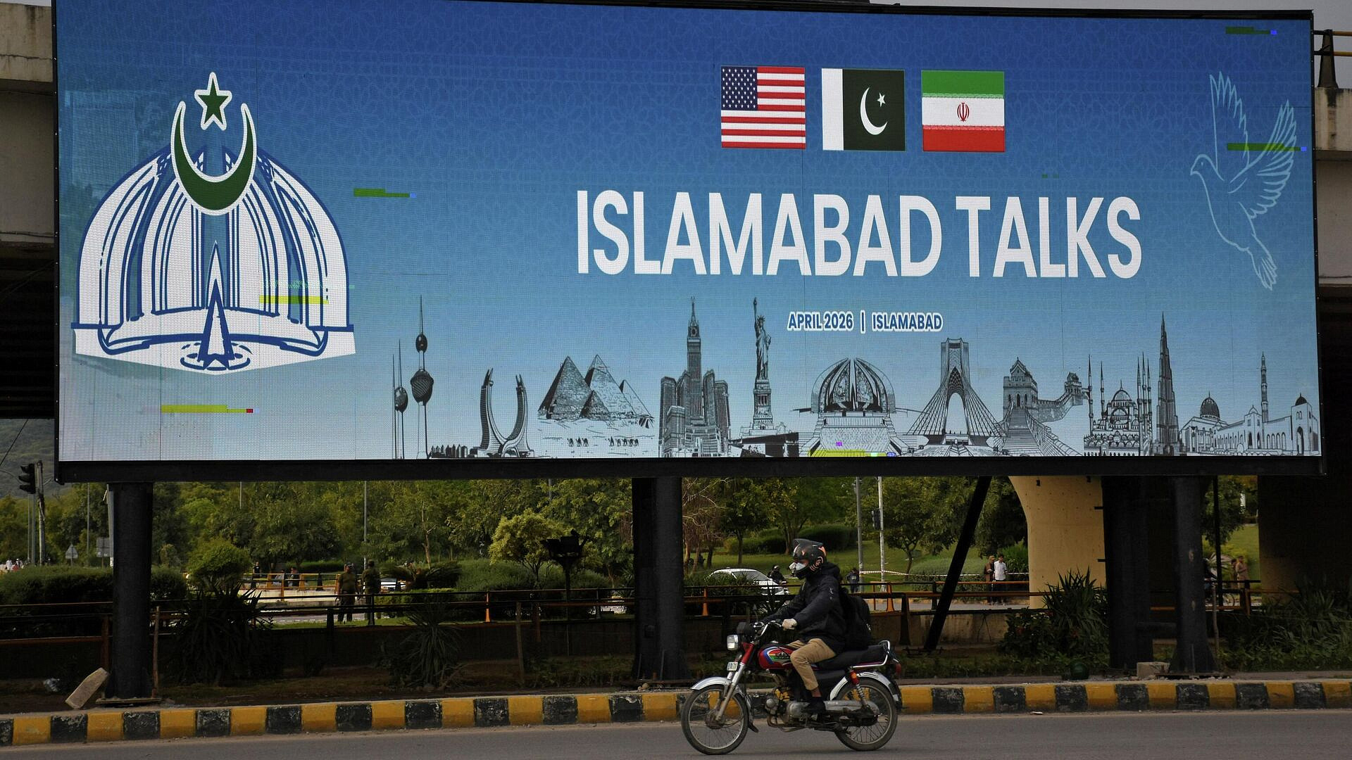 Чиновники из США, Израиля и Ливана провели телефонный разговор, пишут СМИ