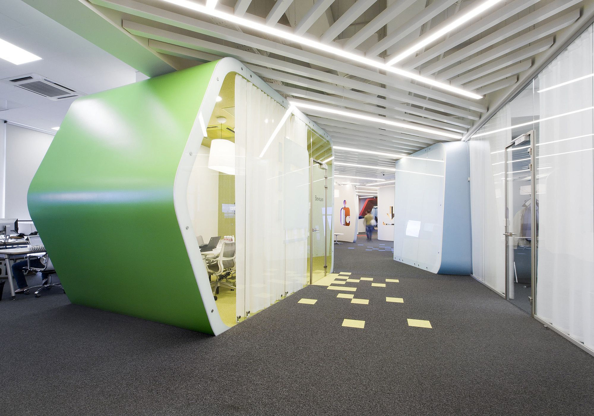 Яндекс переводит персонал на гибридный режим работы