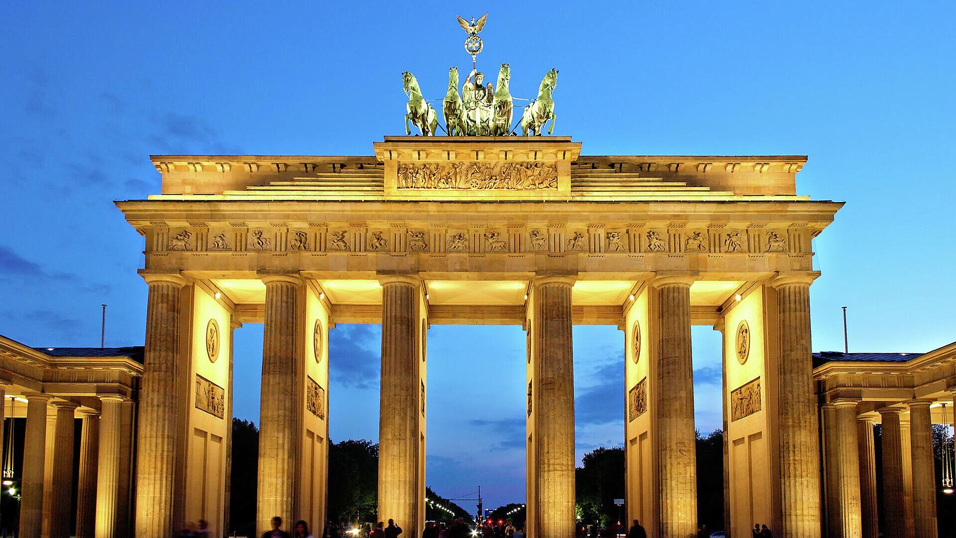 "Под угрозой". СМИ сообщили о неожиданном ударе по Германии 