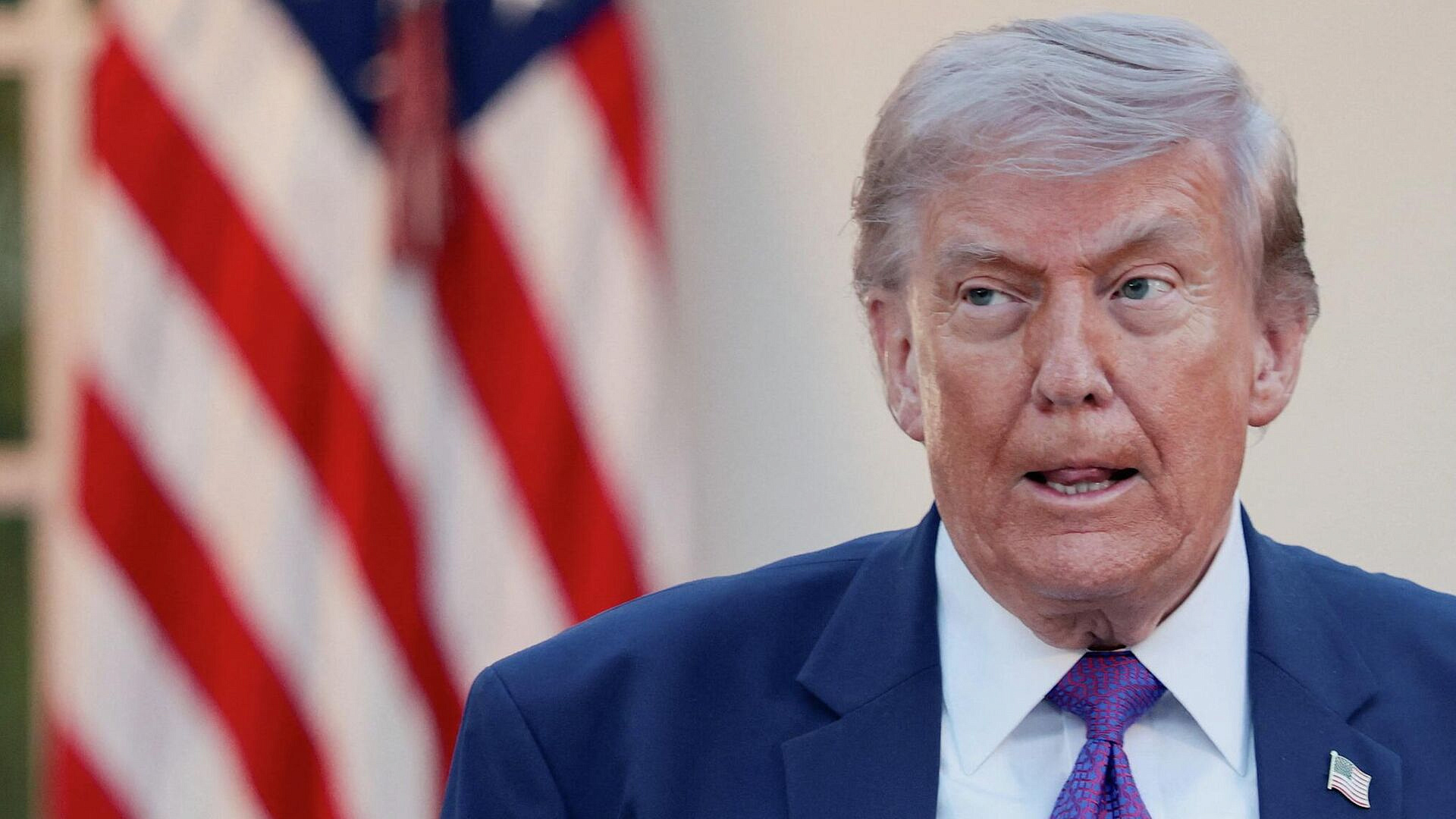 Трамп поручил ужесточить контроль за счетами нелегальных мигрантов