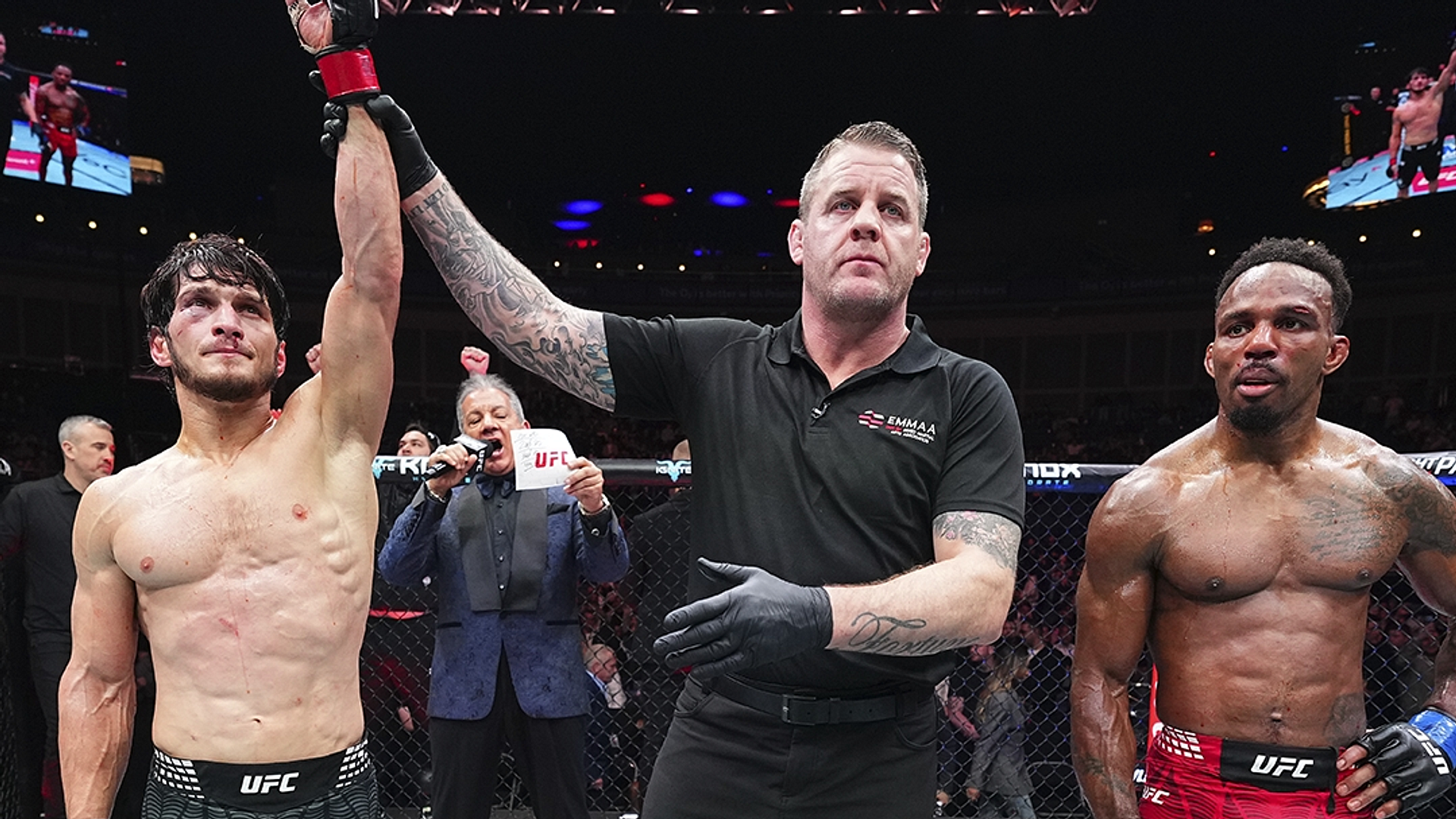 Великая победа россиянина! Он дожал британца в Лондоне и потребовал титул