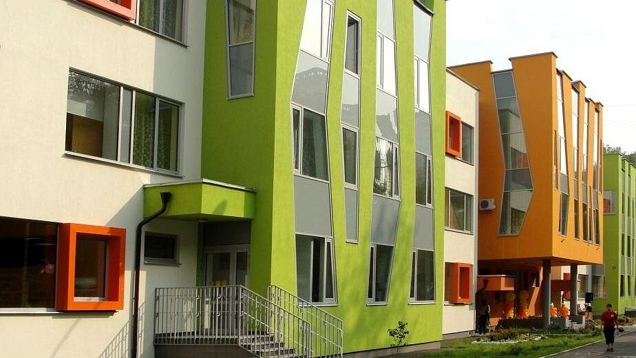 Медведев оценил инвестиции на ремонт и строительство детских садов