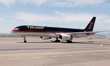 Самолет Трампа приземлился в Анкаре