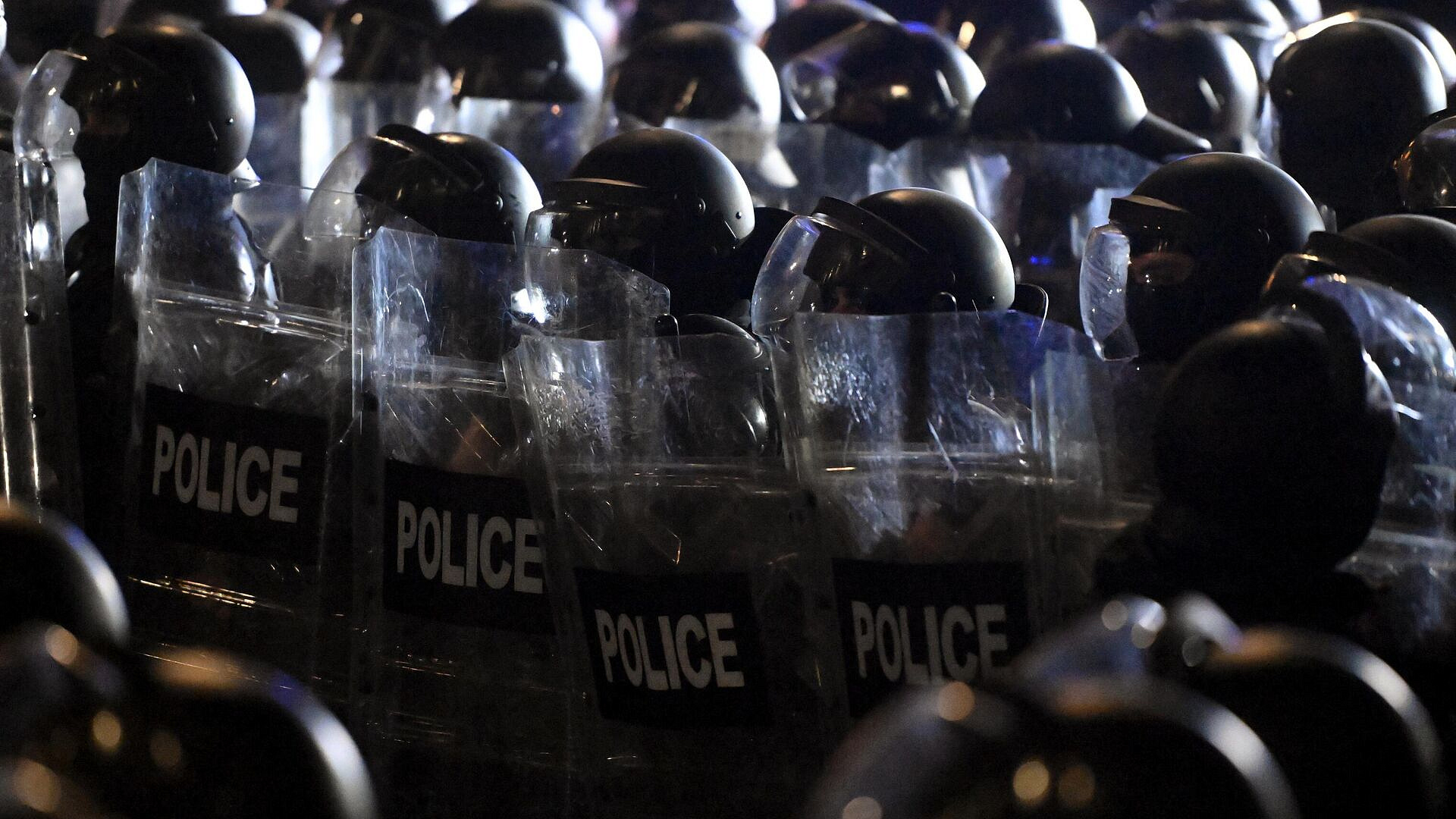 �� ��������� � ������� ���������� ����� 150 �����������