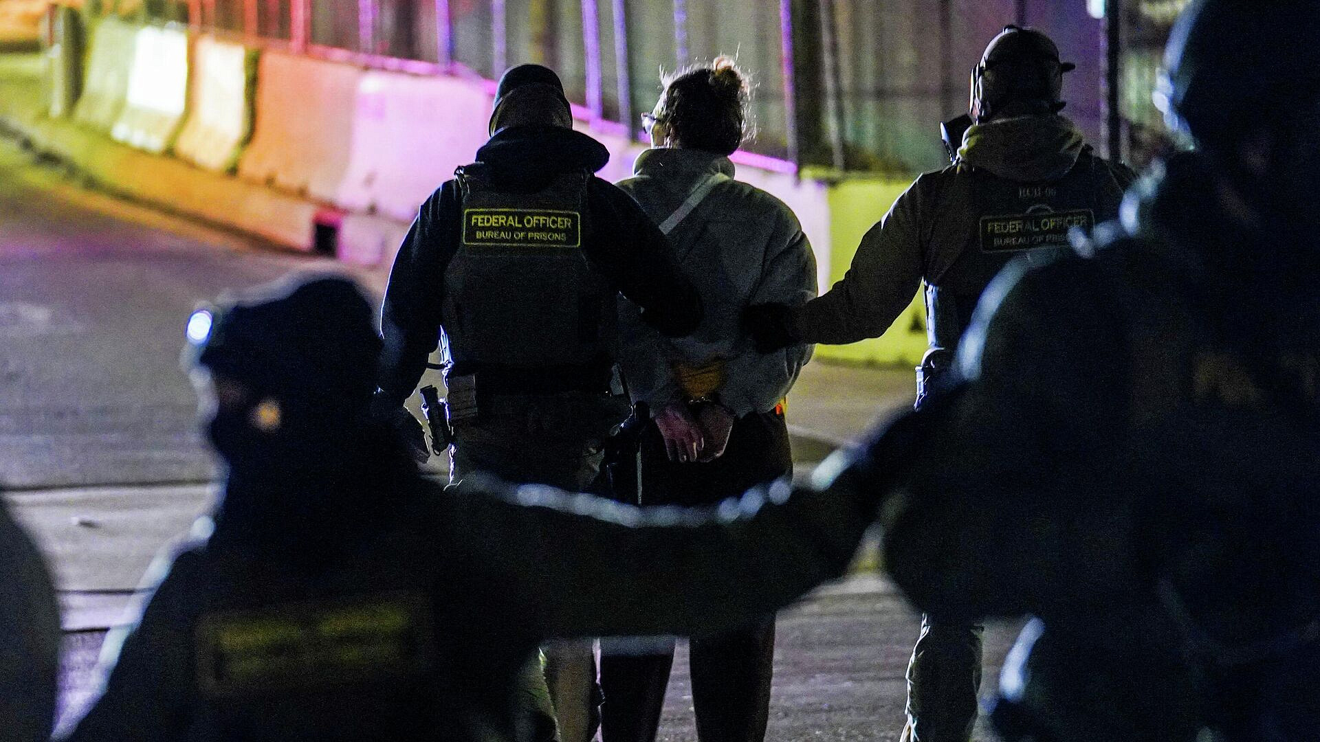 ���: � ��������� ����� ������ � ������������ ���� ��� ����� �������������