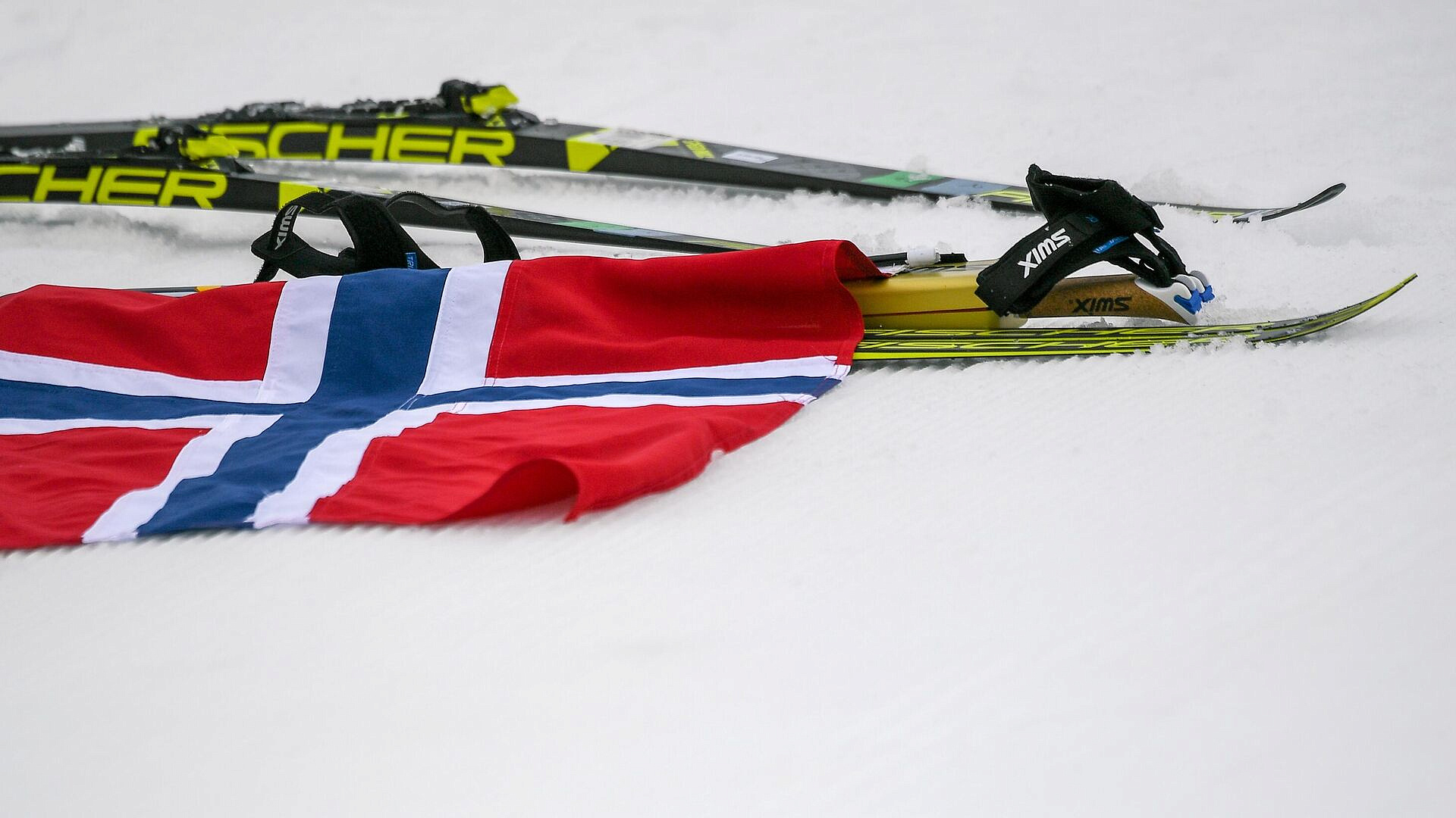 Сборная Норвегии по биатлону выиграла мужскую эстафету на этапе Кубка мира