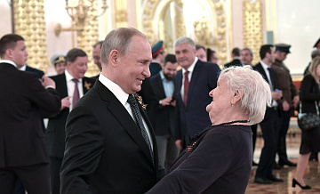 Гуревич рассказала, как дарила Путину консервированные огурцы