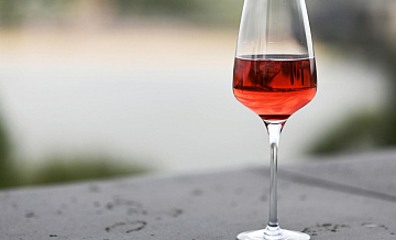 В ФТС рассказали о снижении импорта вин в Россию в 2024 году