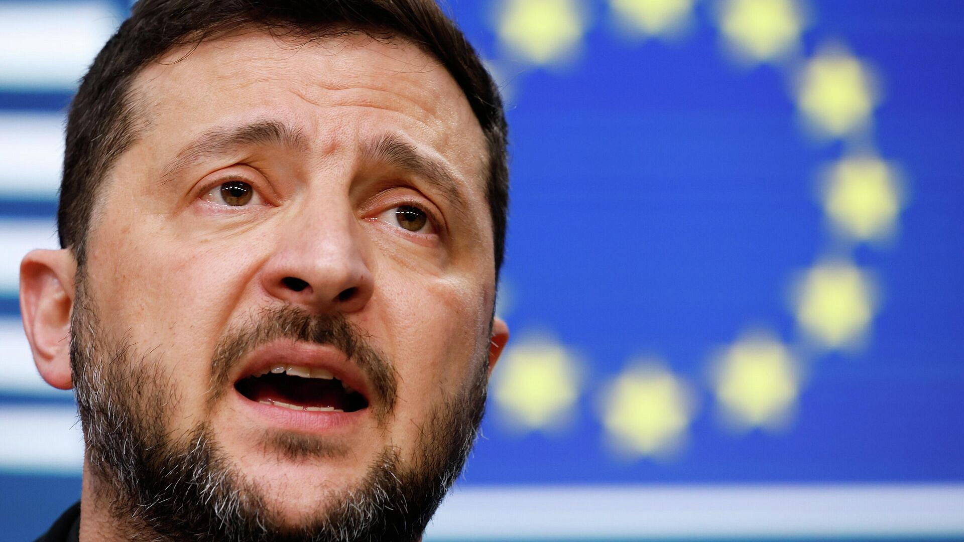 Зеленский назвал приоритетную тему для Украины на трехсторонних переговорах