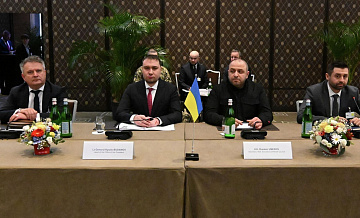 Умеров рассказал о работе делегаций на переговорах по Украине
