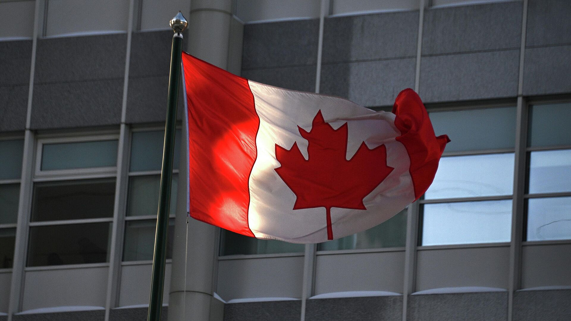 Премьер Канады назвал связи с США слабостью, которую нужно исправить