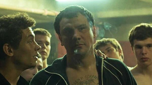 Суд продлил арест актеру из "Слова пацана" Базанову