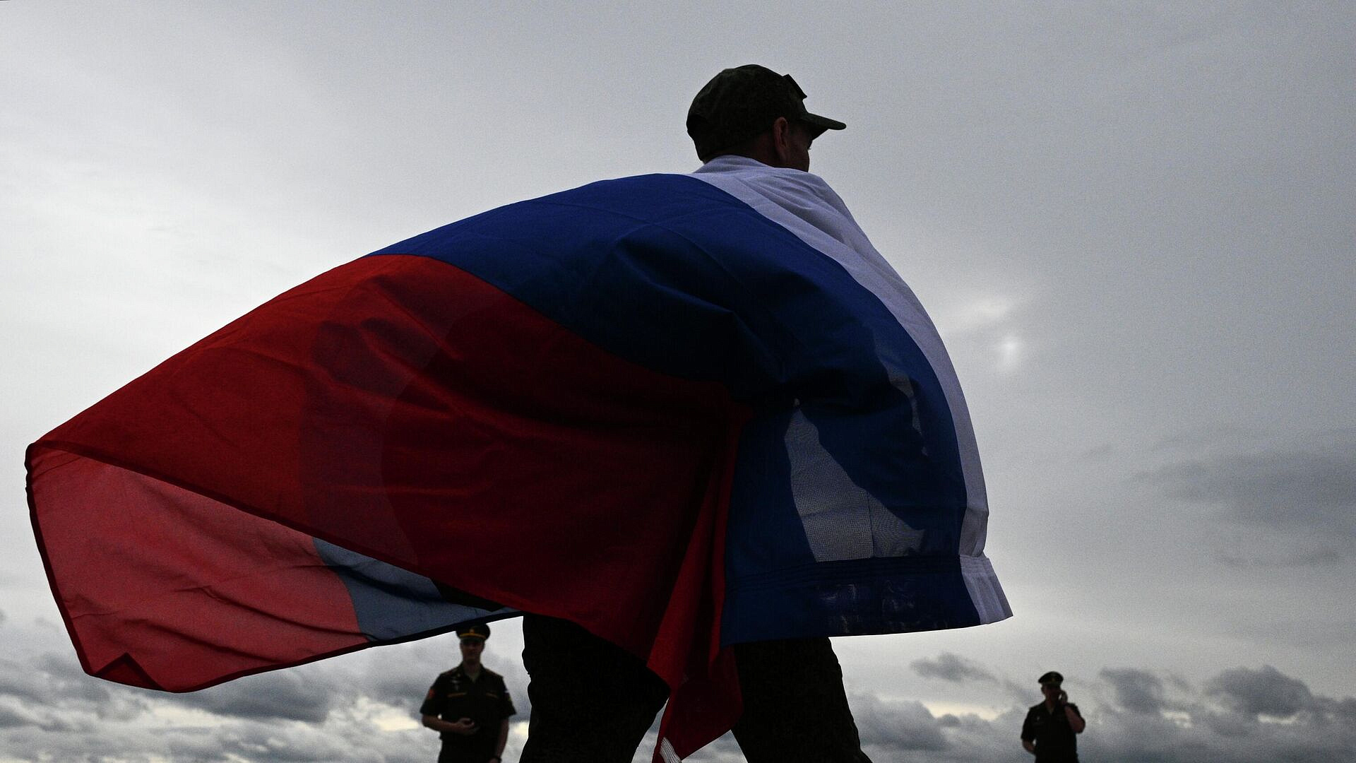 Вернувшийся из украинского плена боец рассказал, что скучал по семье