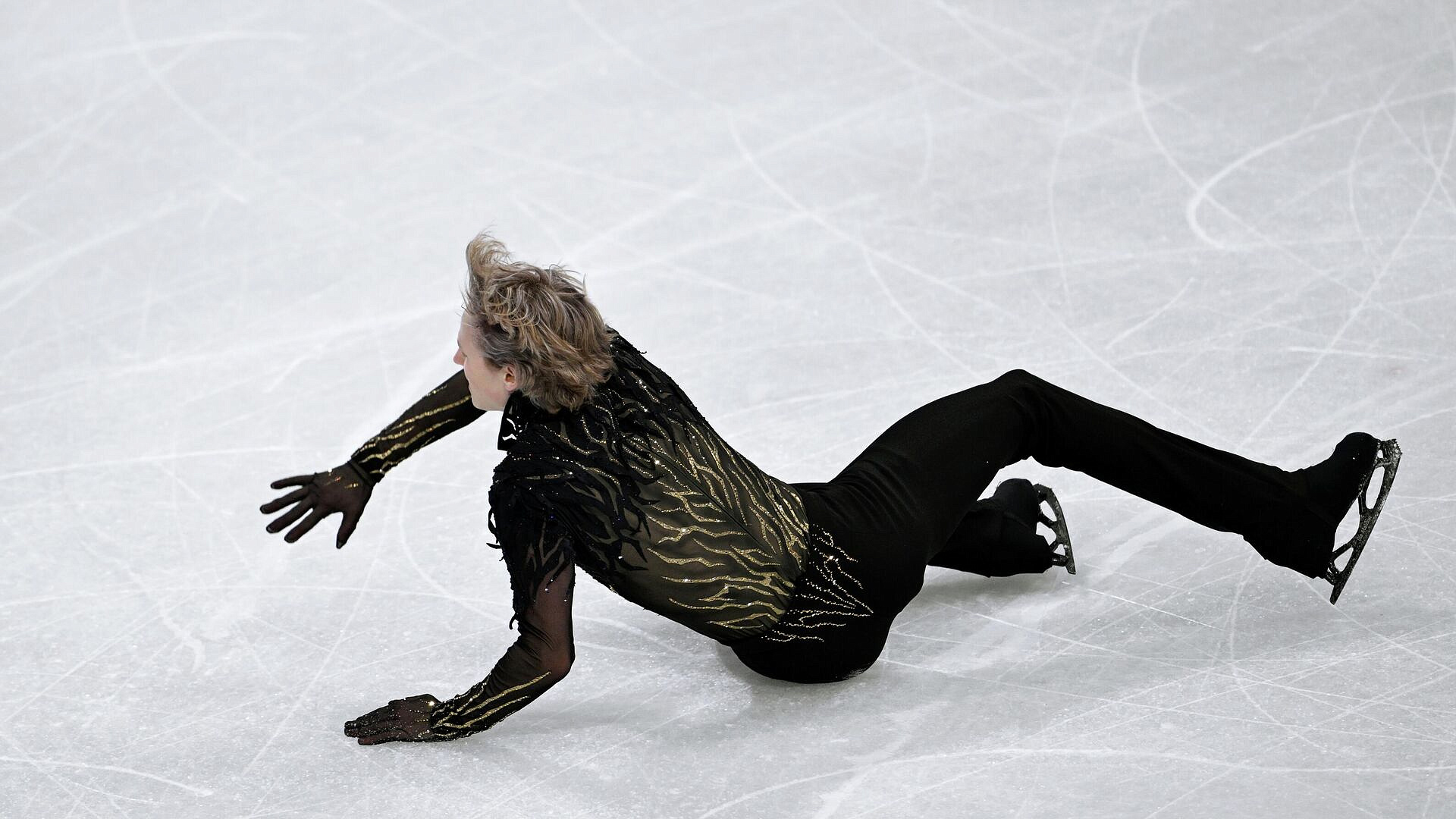 Американец Малинин стал восьмым в мужском одиночном катании на Олимпиаде