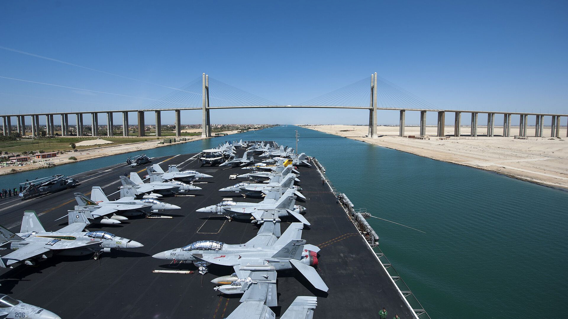 США нанесли крупнейший в истории авиаудар с авианосца