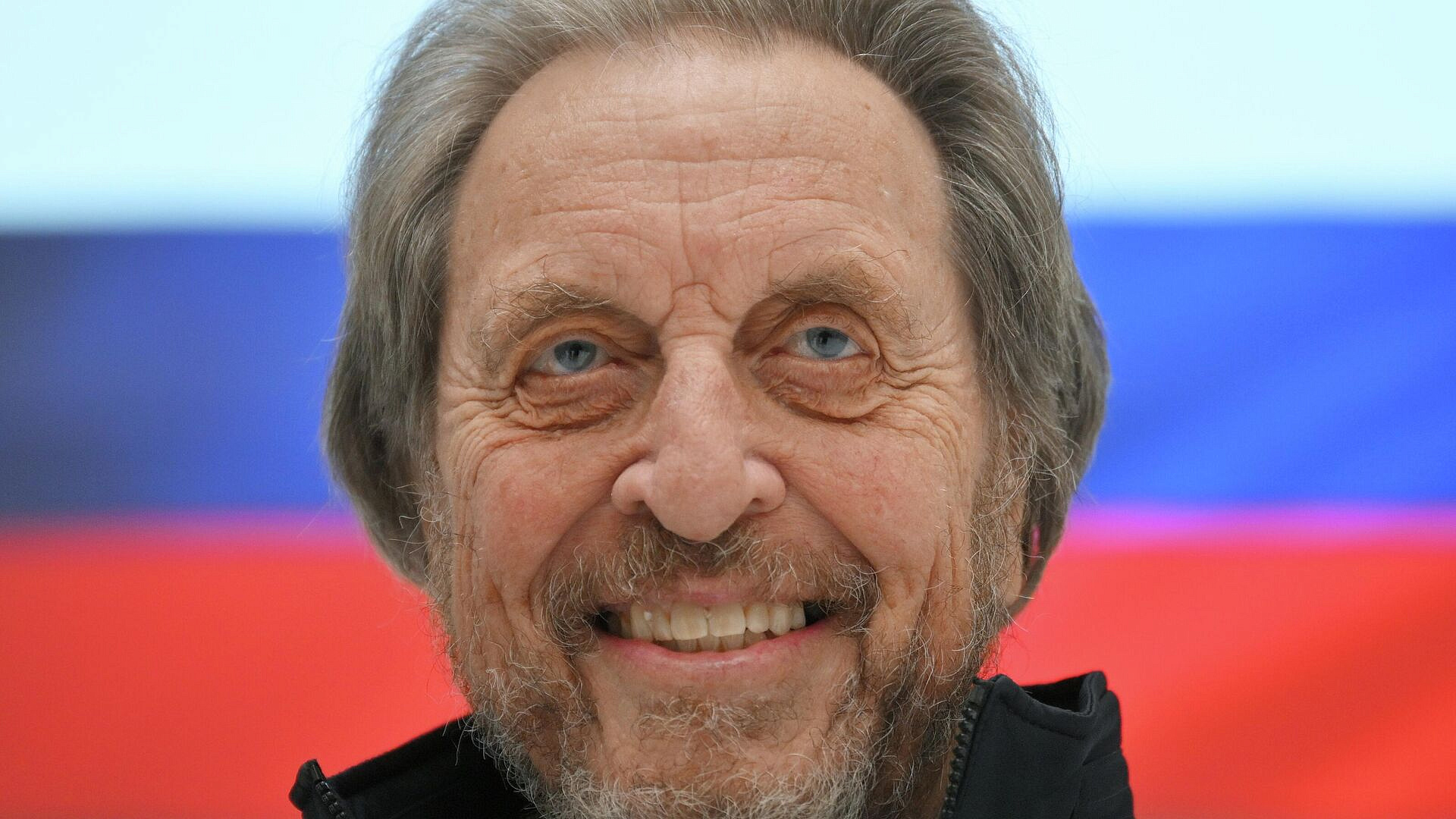 Отцу Илона Маска подарили подарки в Нижнем Новгороде 