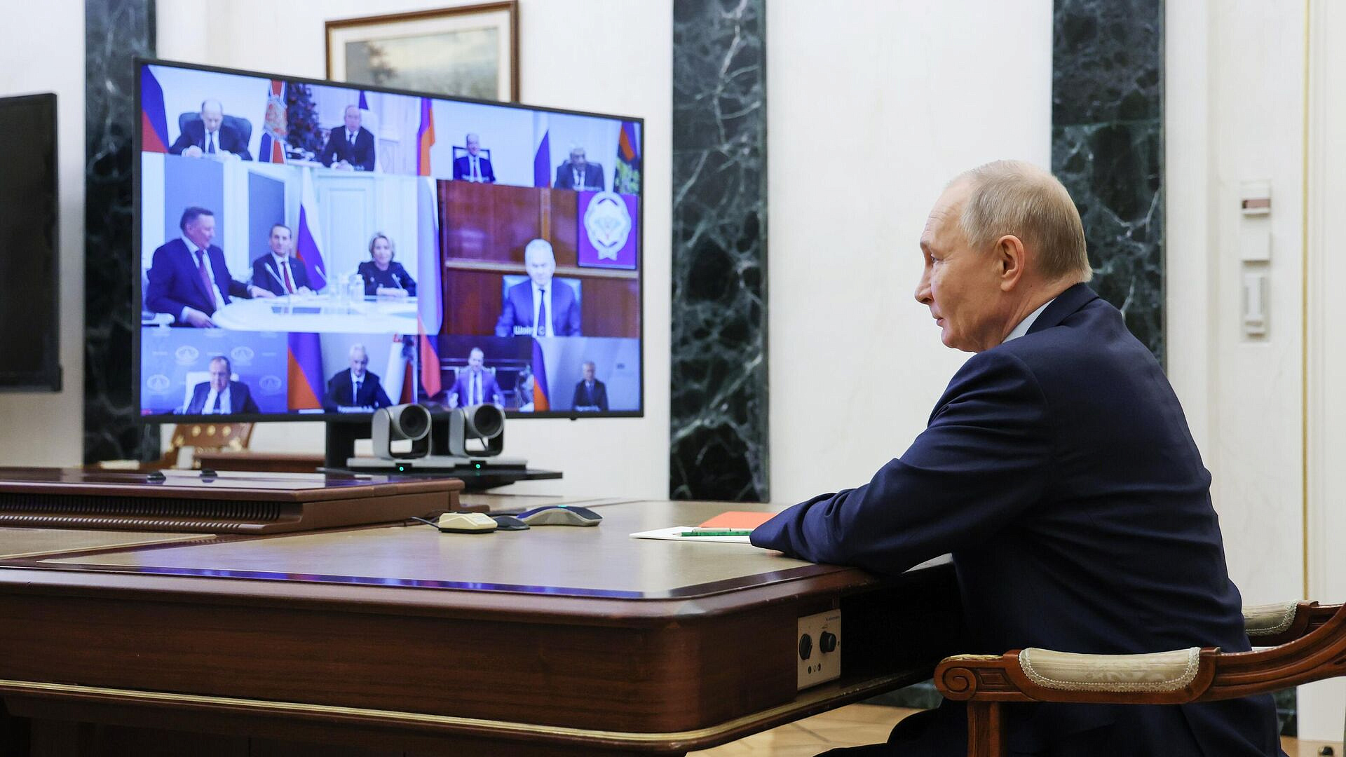 ����� �������� ��������� � ������� �������