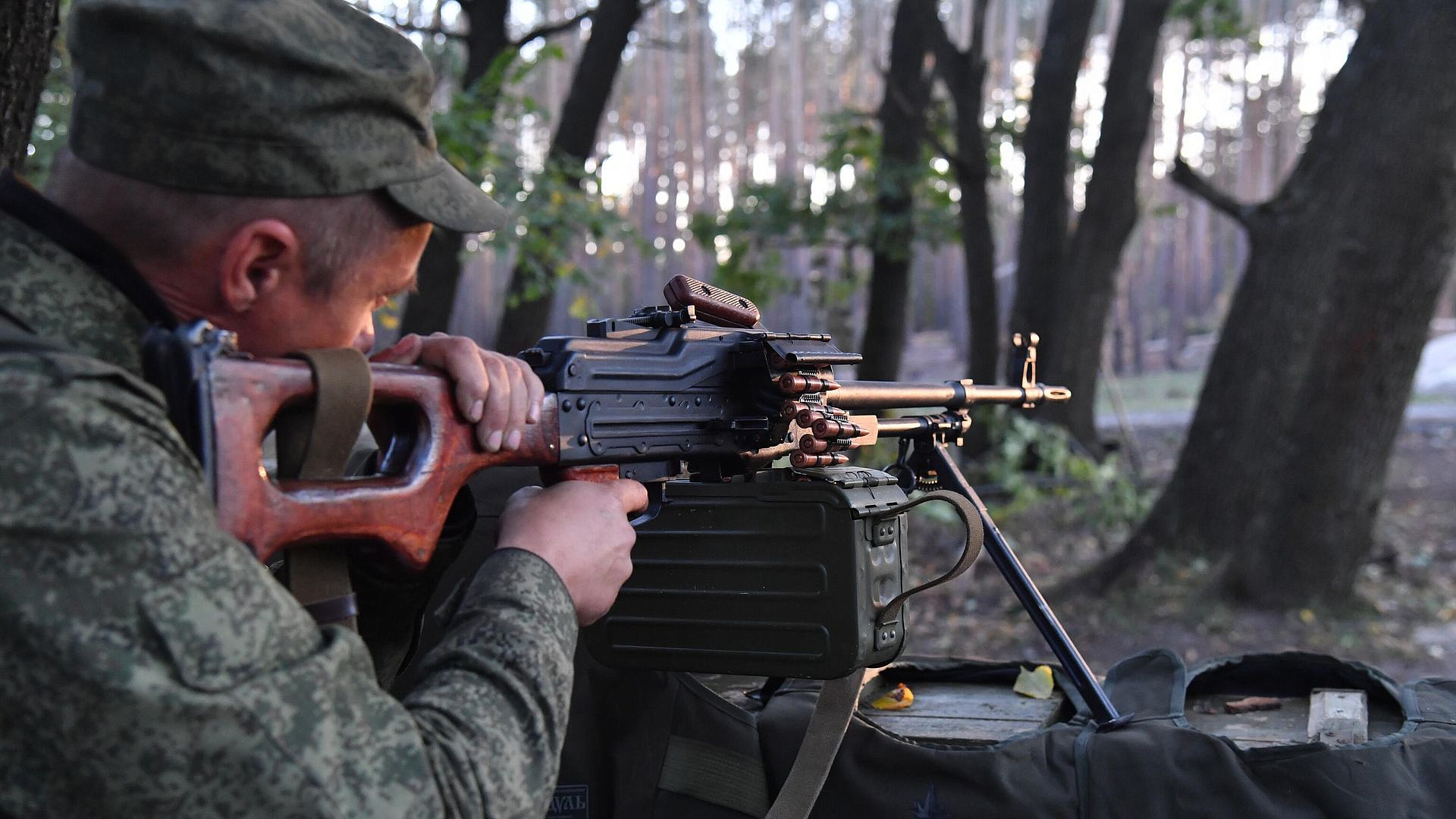 Боец рассказал об уничтожении насыпной переправы в районе Красного Лимана