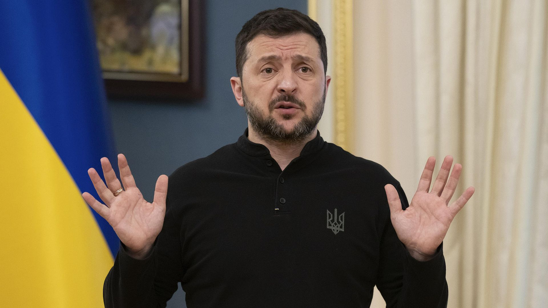 Зеленский заинтересован в устранении спонсоров Залужного, заявил Азаров