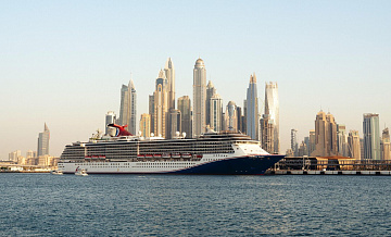 Российской туристке отказали в отмене брони на круиз из Дубая
