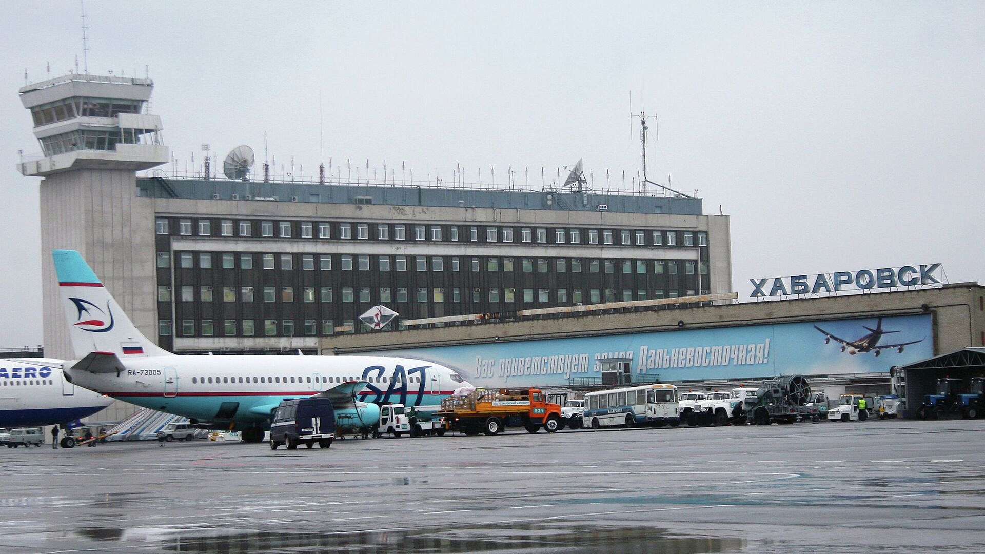 Самолет вернулся в Хабаровск из-за возможной технической неисправности