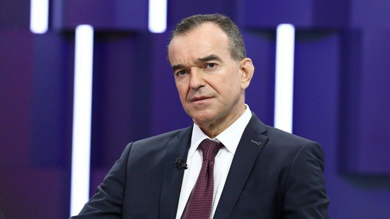 Кондратьев поручил до апреля определить дома для капремонта в 2027 году