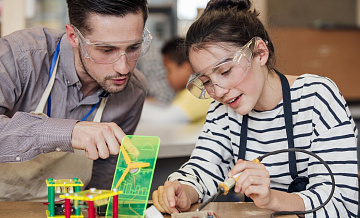 Партия "Новые люди" провела в Москве фестиваль в преддверии Дня науки