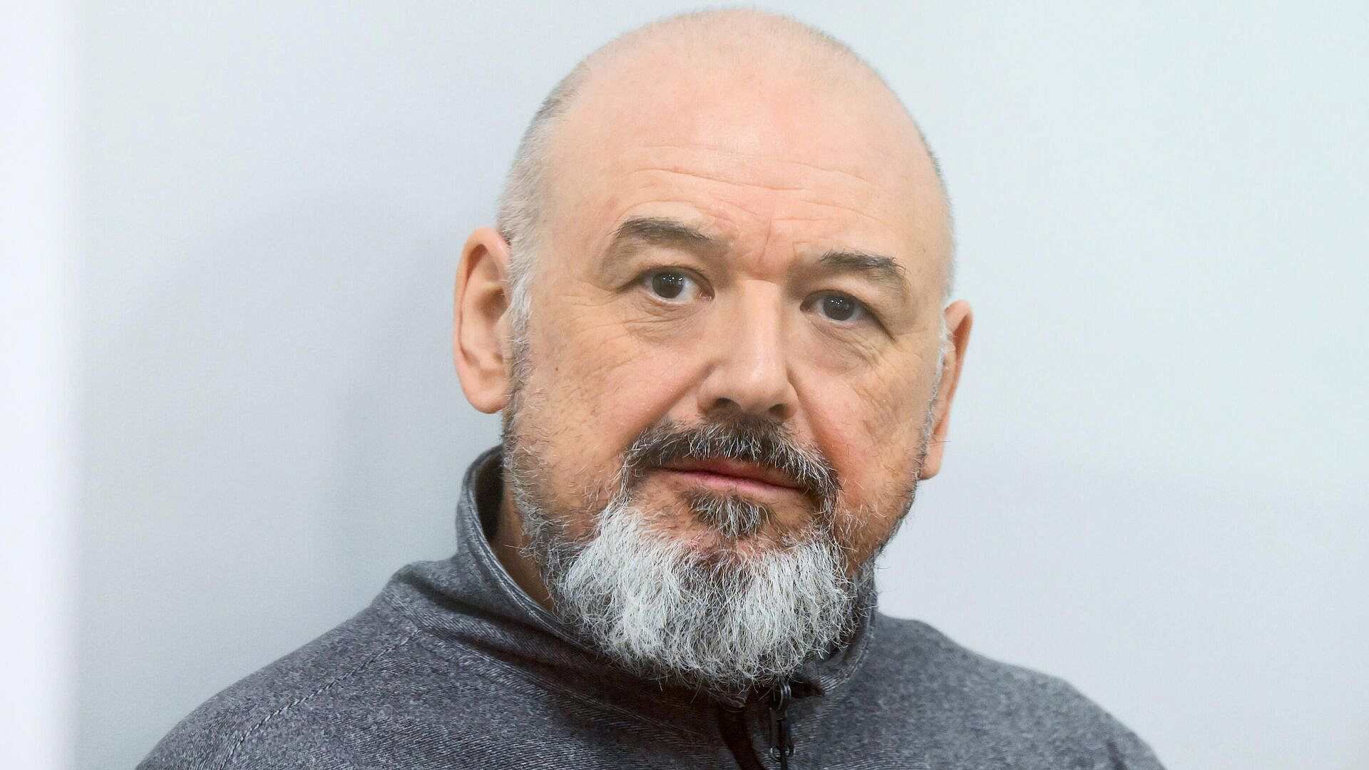 ��������� ������� �������� �� ���� � ��������� ������ 2 �������� 