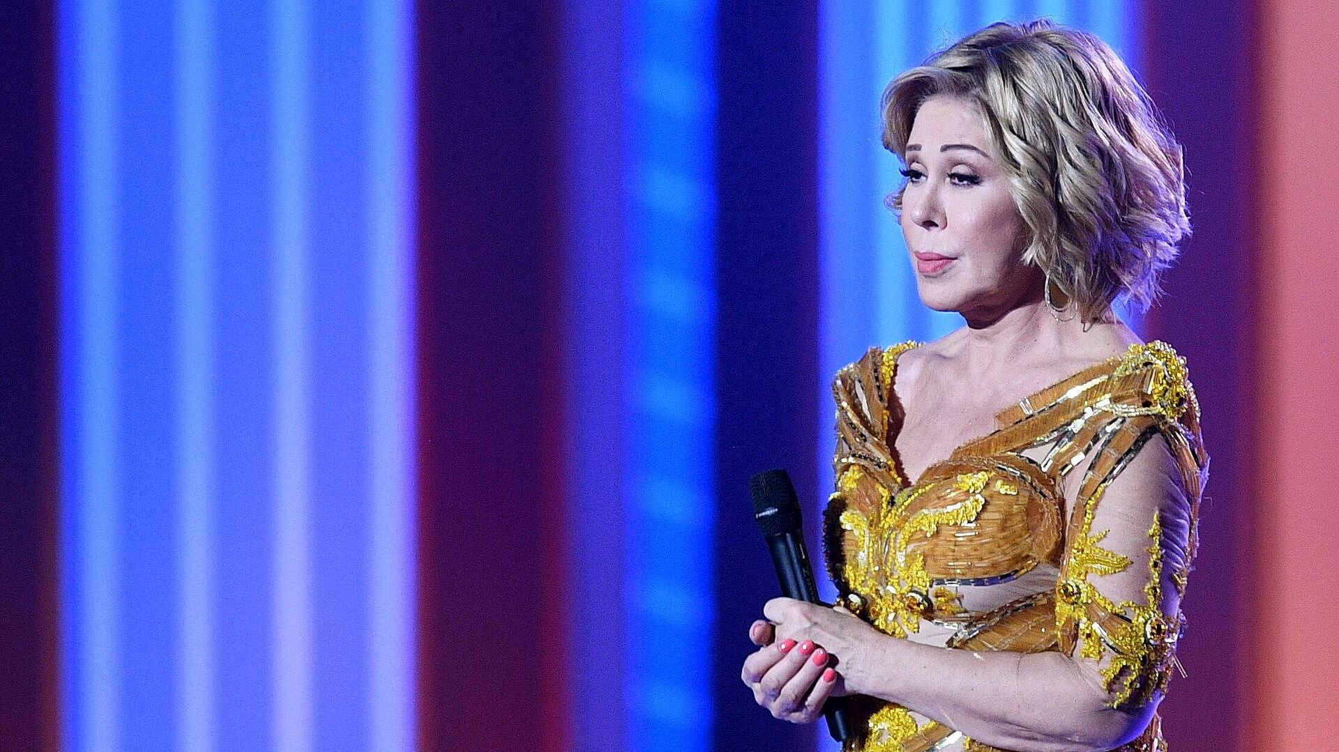 Успенская на юбилейном концерте исполнила песню на стихи Марии Захаровой