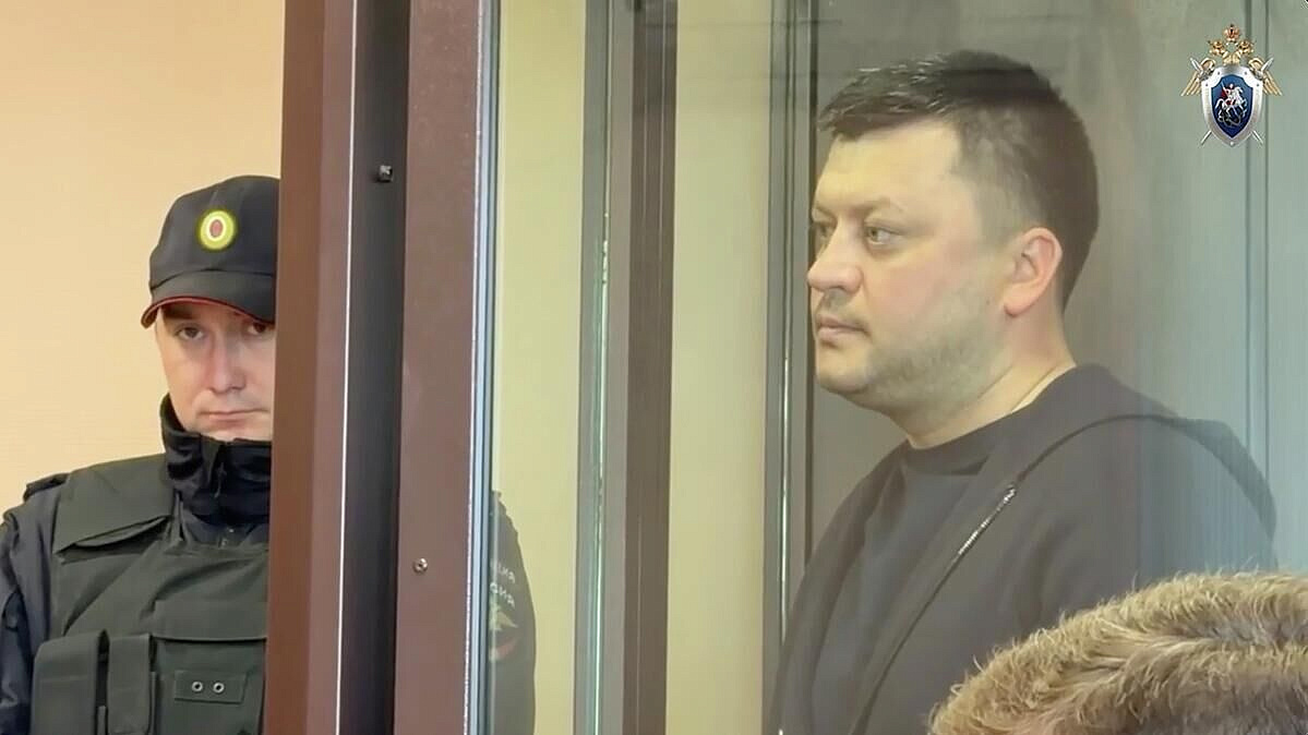 Арестованный мэр Уфы выписался из больницы