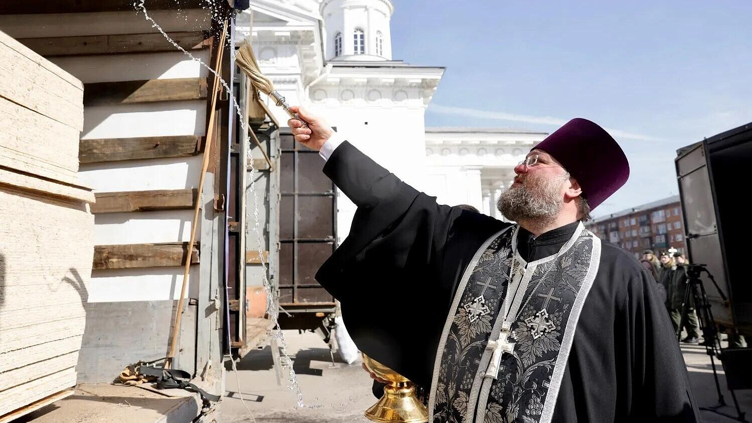 Нижегородцы отправили четыре грузовика с гуманитарной помощью в зону СВО