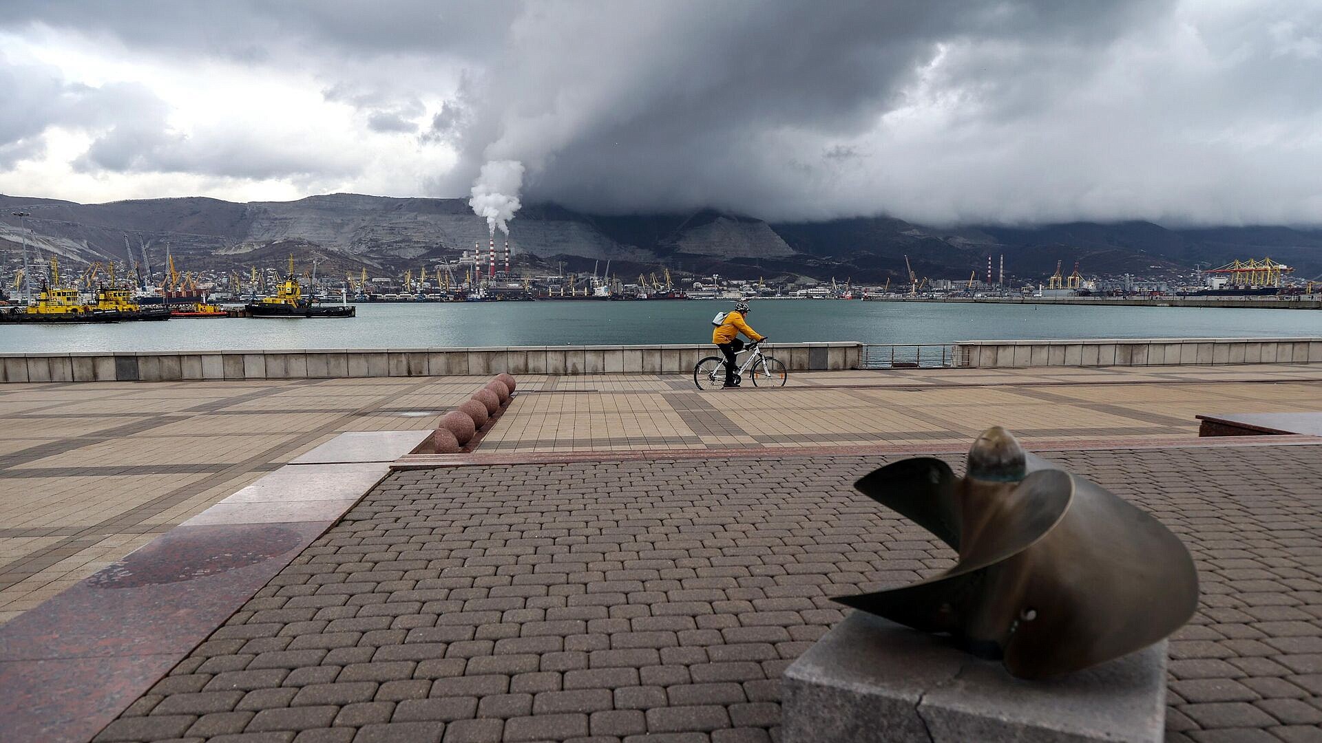 Канада ввела санкции против Новороссийского морского торгового порта