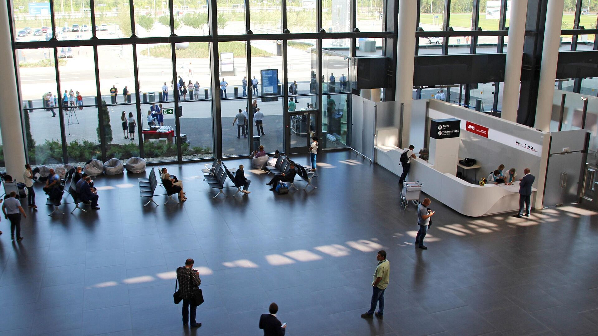 В аэропорту Саратова ввели ограничения после атаки беспилотника