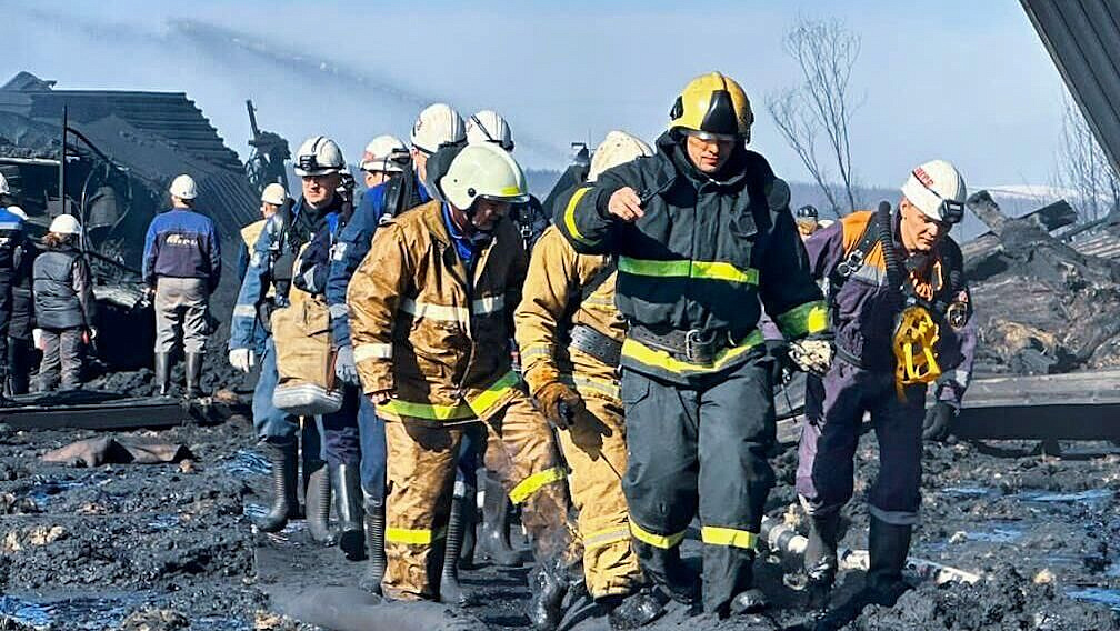 Пострадавшие на пожаре на обогатительной фабрике в Якутии госпитализированы