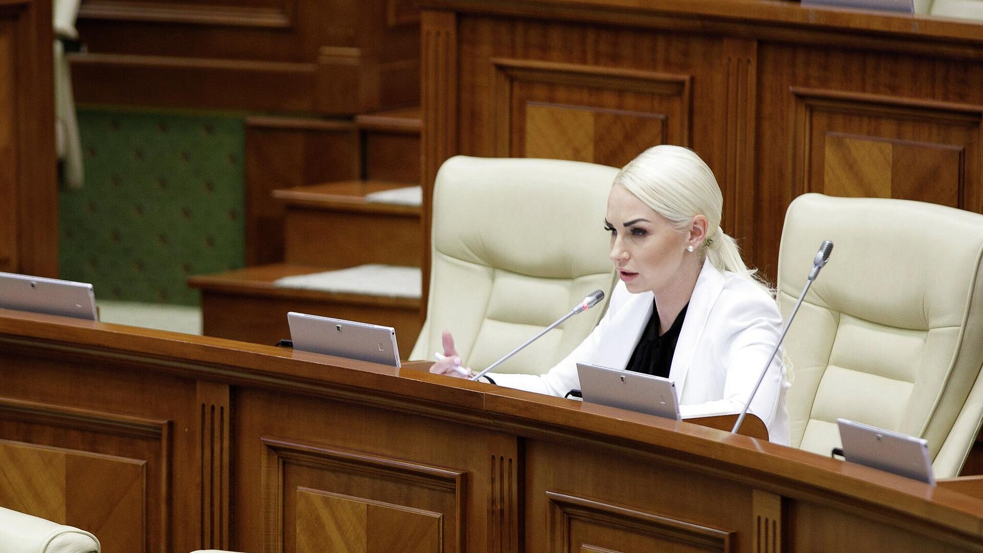 Таубер обвинила молдавские власти в запугивании оппозиции