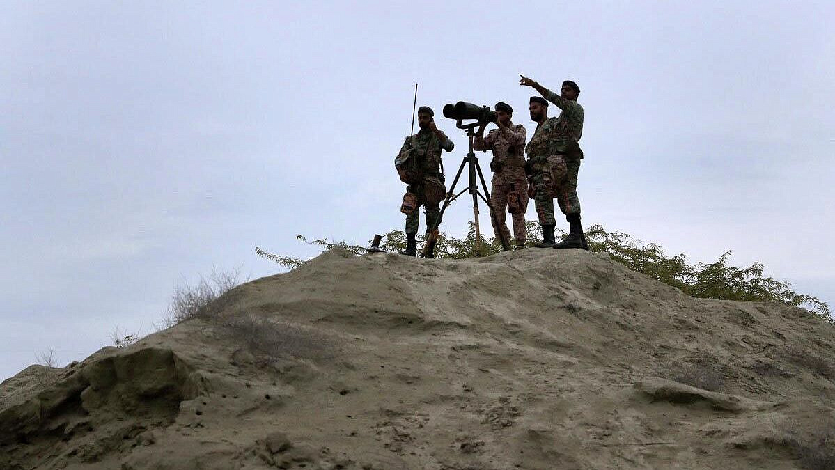 Чиновник рассказал, что даст Ирану контроль над Ормузским проливом