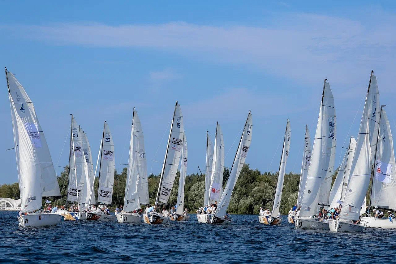 В Подмосковье прошла регата на кубок столичного омбудсмена Татьяны Минеевой