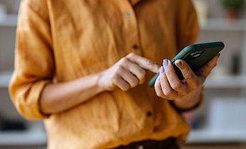 ������� ������������ �� ��������� �������� � WhatsApp