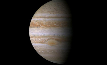 Астрономы назвали точное время пролета "инопланетного корабля" мимо Юпитера