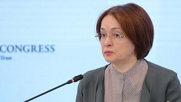 Дешевые кредиты не помогут расширить производство в России, заявил ЦБ